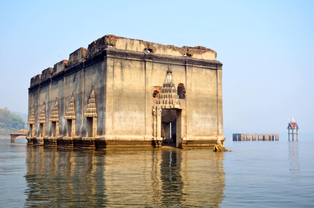 Templo Wat Saam Prasob en Tailandia