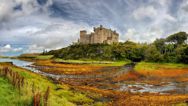 Visita el castillo de Dunvegan en la isla de Skye