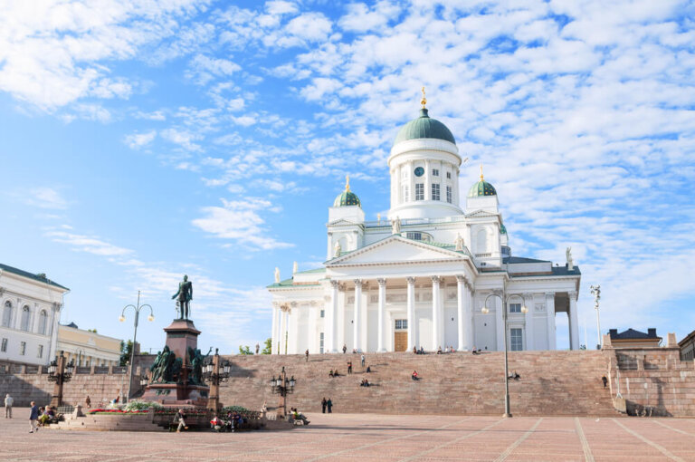 Conoce la espectacular catedral luterana de Helsinki