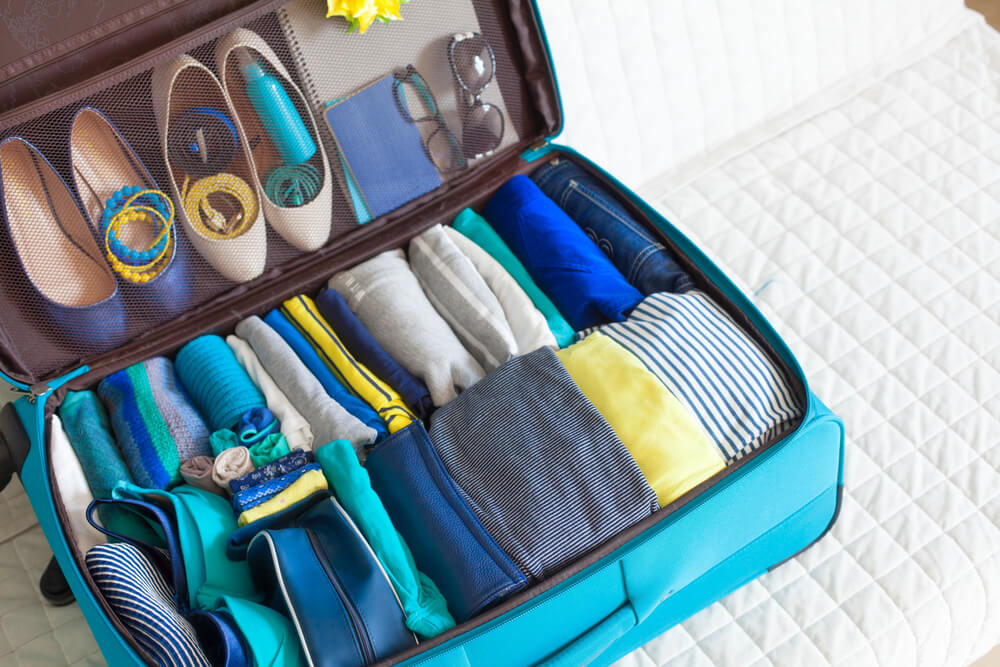 Maleta con accesorios para llevar zapatos