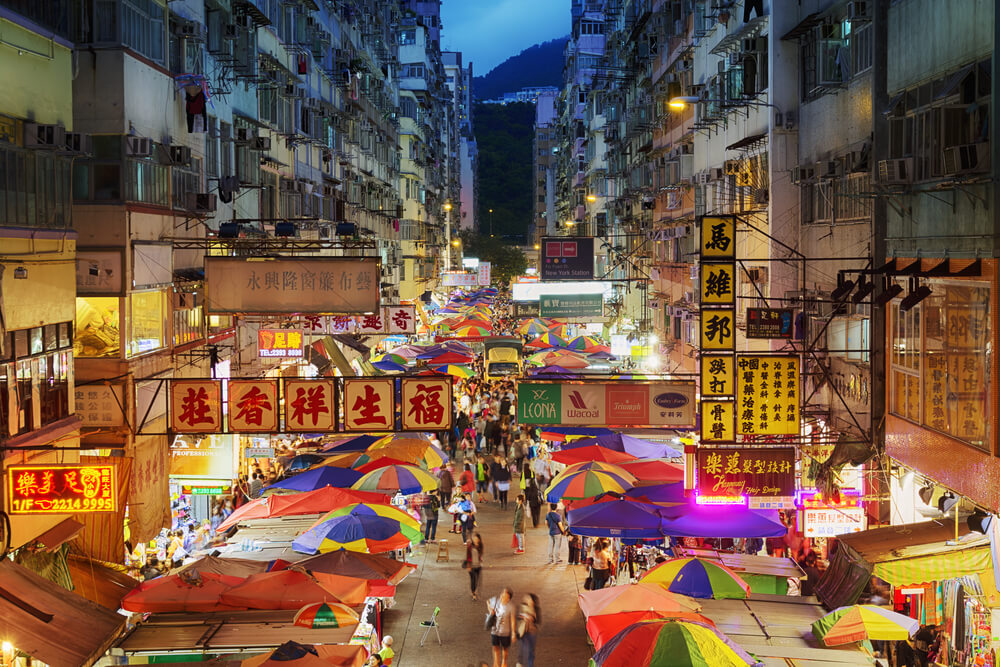 Mercado nocturno en Hong Kong