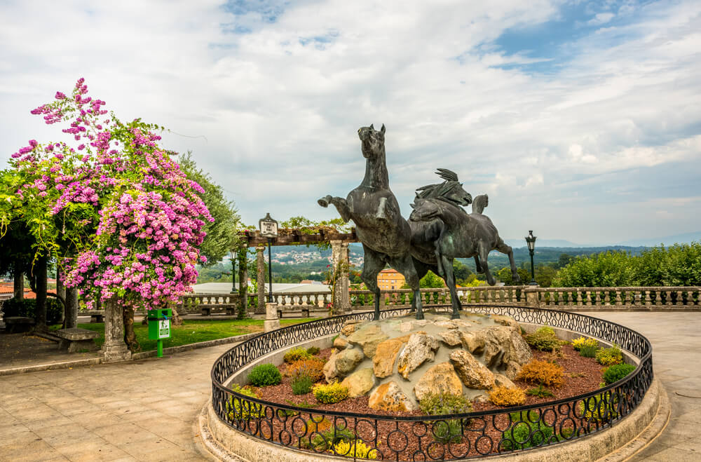 Monumento al caballo salvaje de Tui