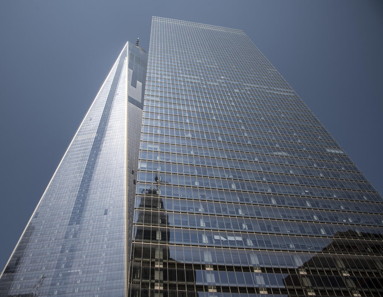 One World Trade Center desde el suelo