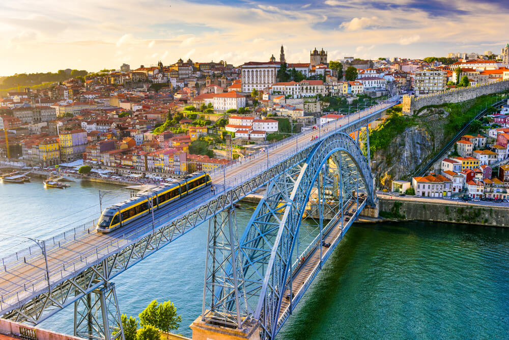Vista de Oporto, uno de los destinos para personas mayores