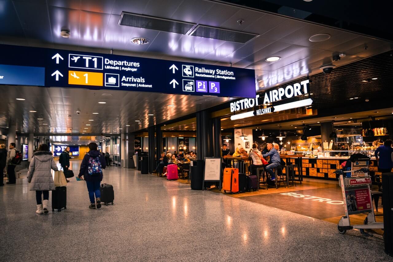 Pasillos de un aeropuerto