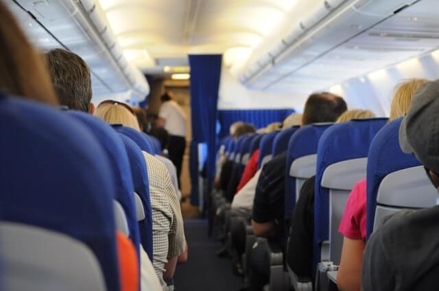 Interior de un avión