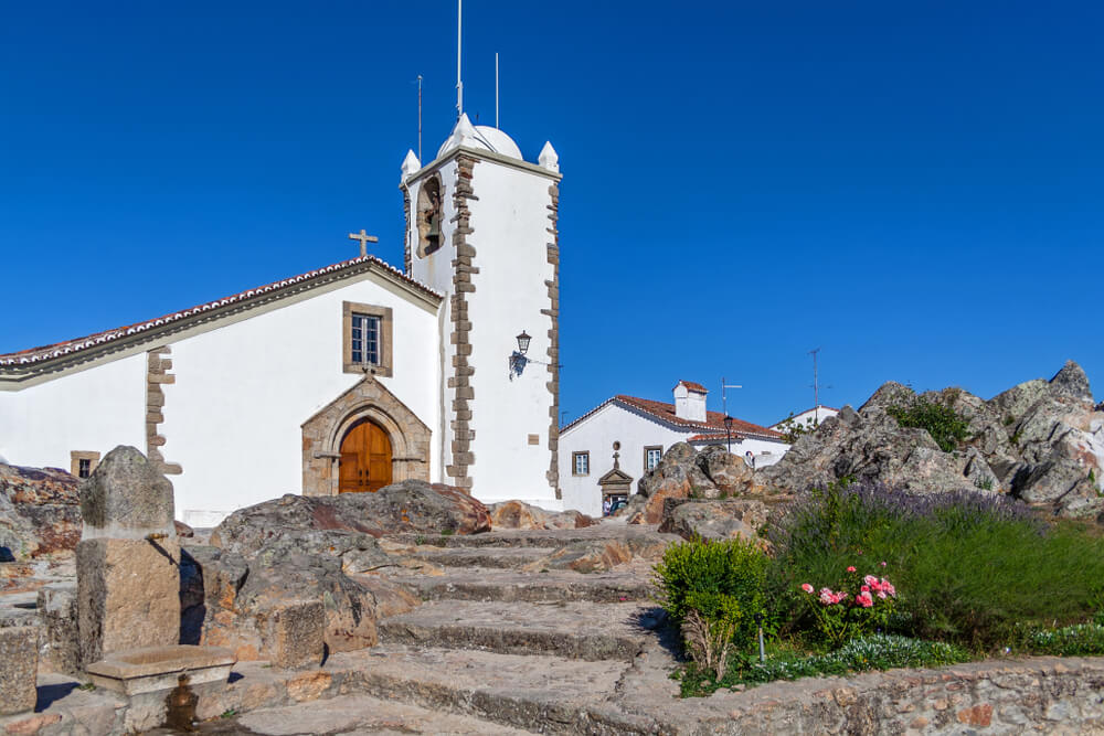 Iglesia de Santiago de Marvao