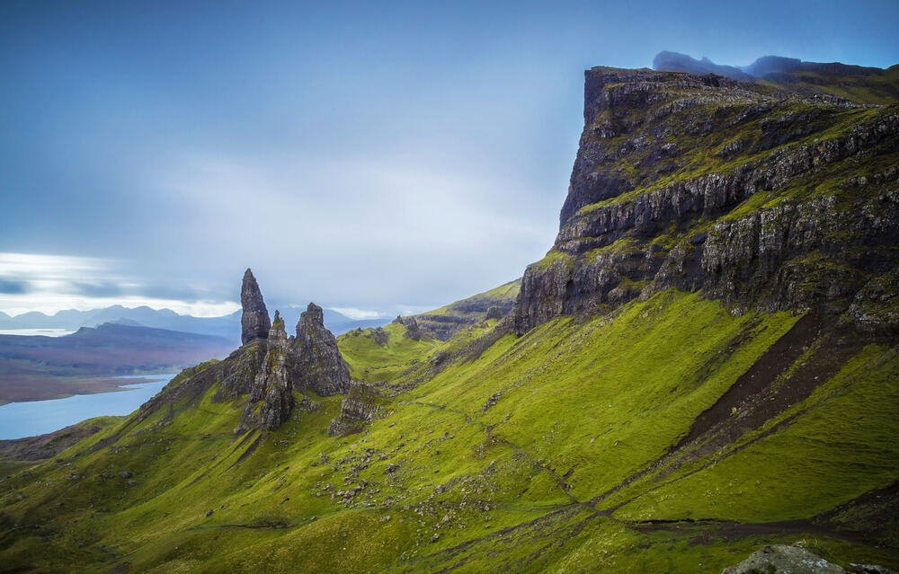 Old Man of Storr en la isla de Skye en Escocia