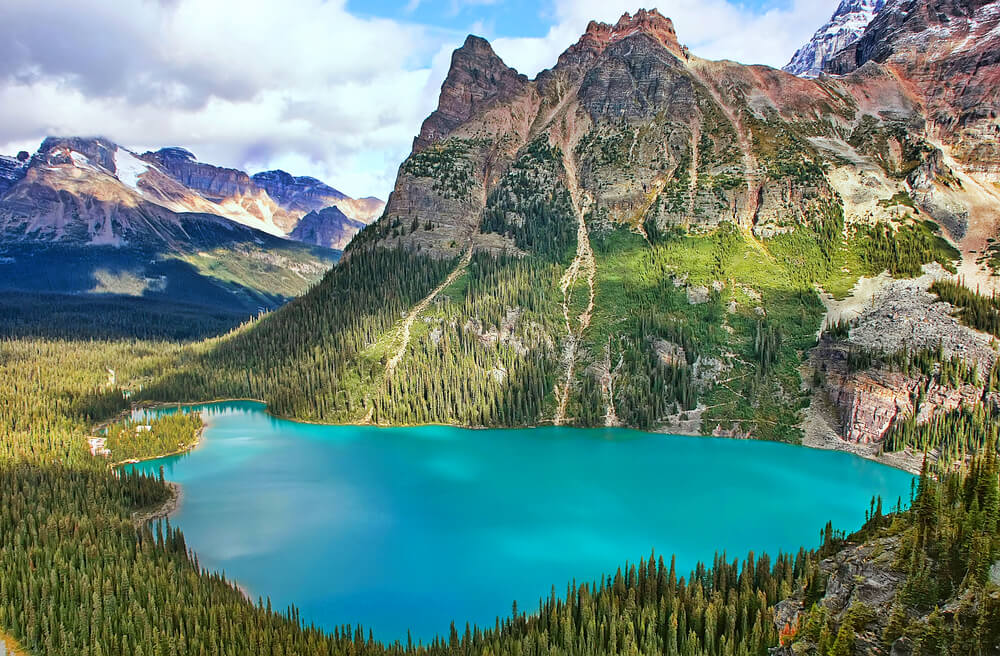 Parque Nacional Yoho en las Montañas Rocosas en Canadá