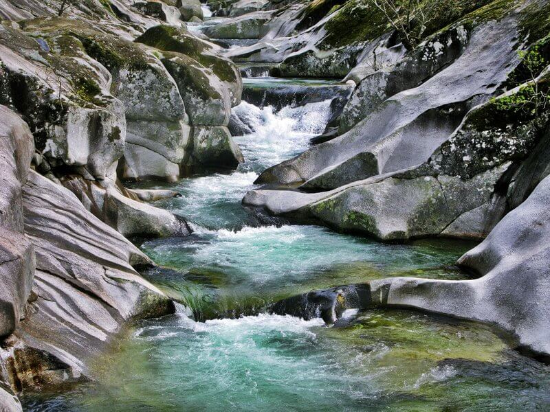 Los Pilones