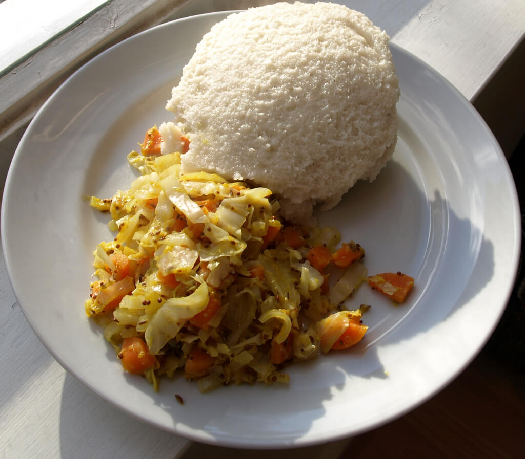 Plato de Ugali, típico de Kenia