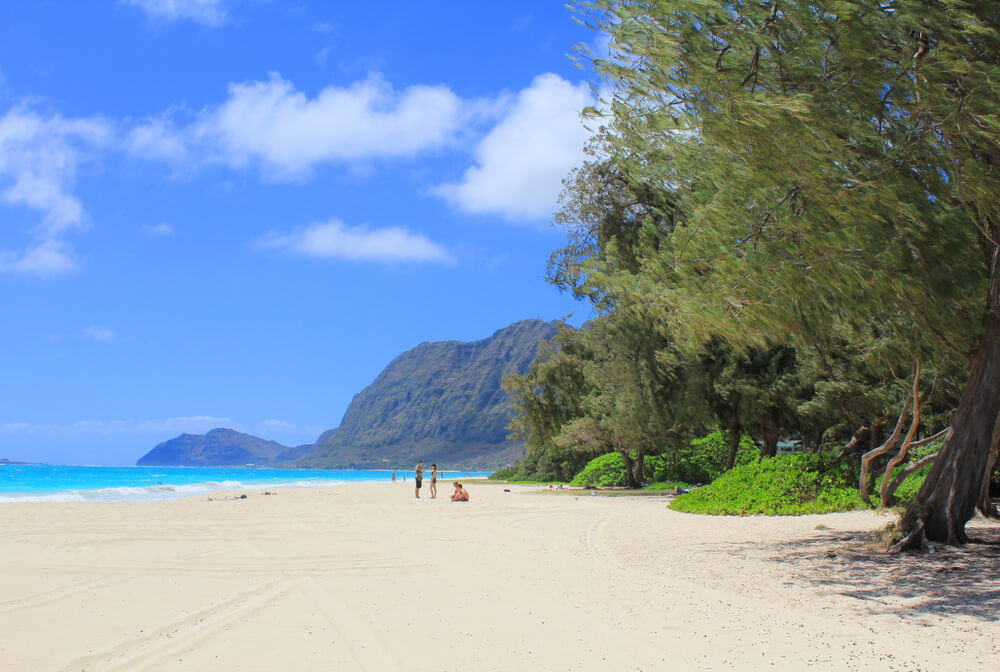 Playa de Oahu, una de las islas para ir en navidad