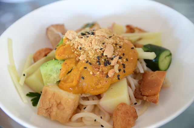 Plato de rojak, comida de Malasia