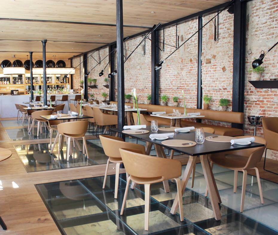 Interior del restaurante Dos Cielos