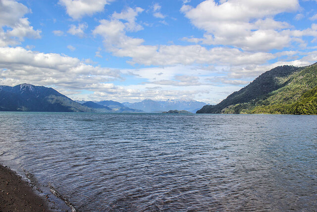 Lago Todos los Santos