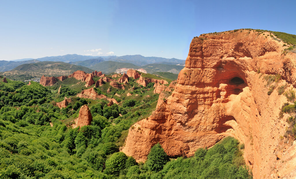 Paisaje de Las Médulas desde el mirador de Orellán