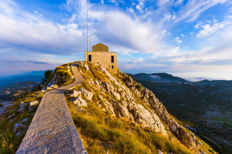 El mausoleo de Njegos en Lovcen, Montenegro