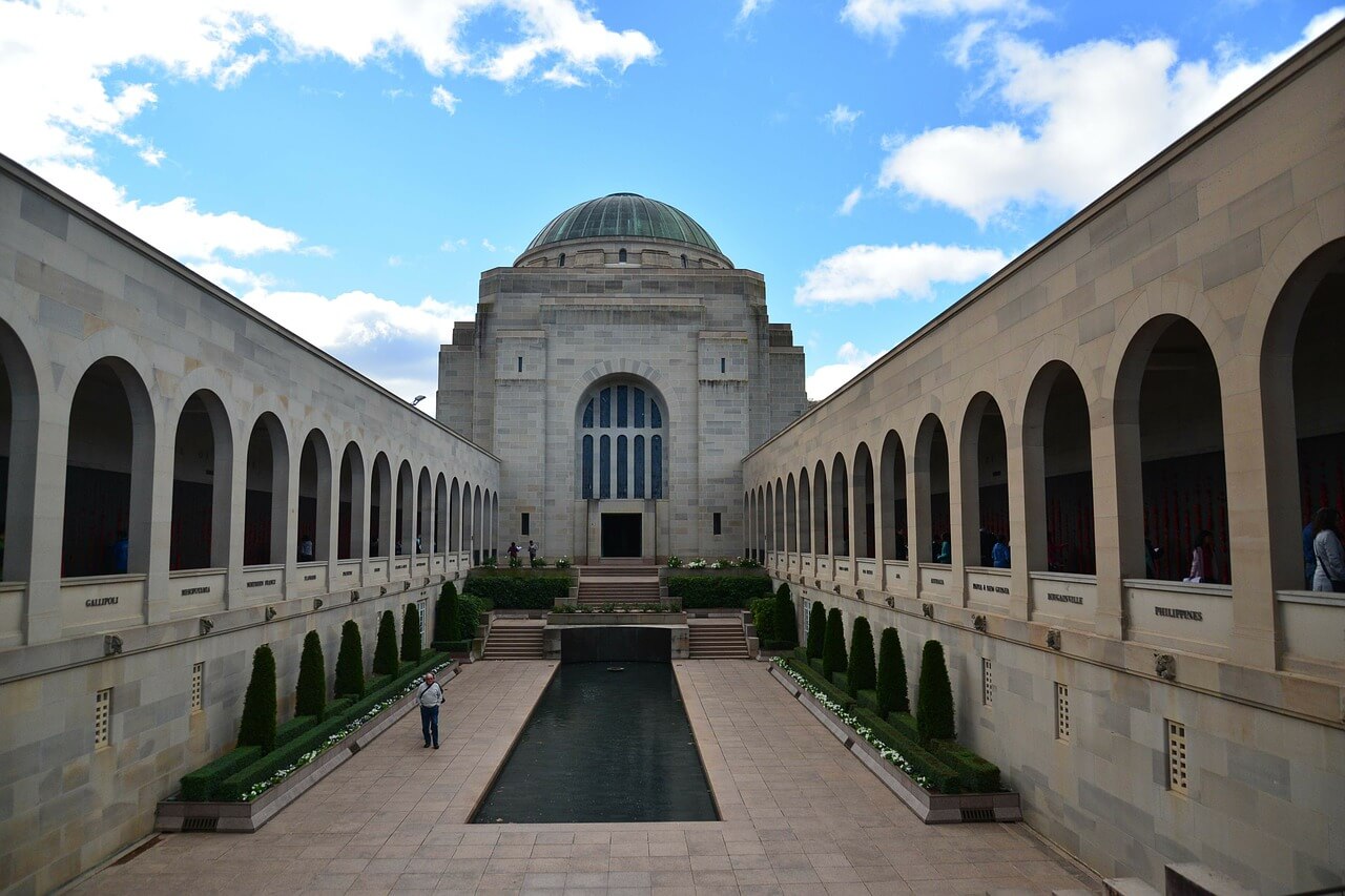 Monumento a la Guerra, uno de loslugares de interés de Canberra