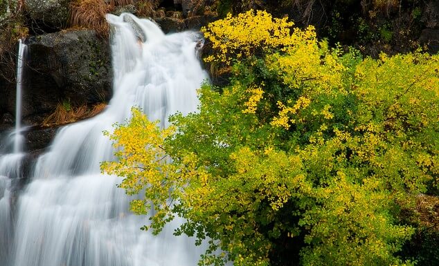Paisaje de otoño en el Valle del Jerte