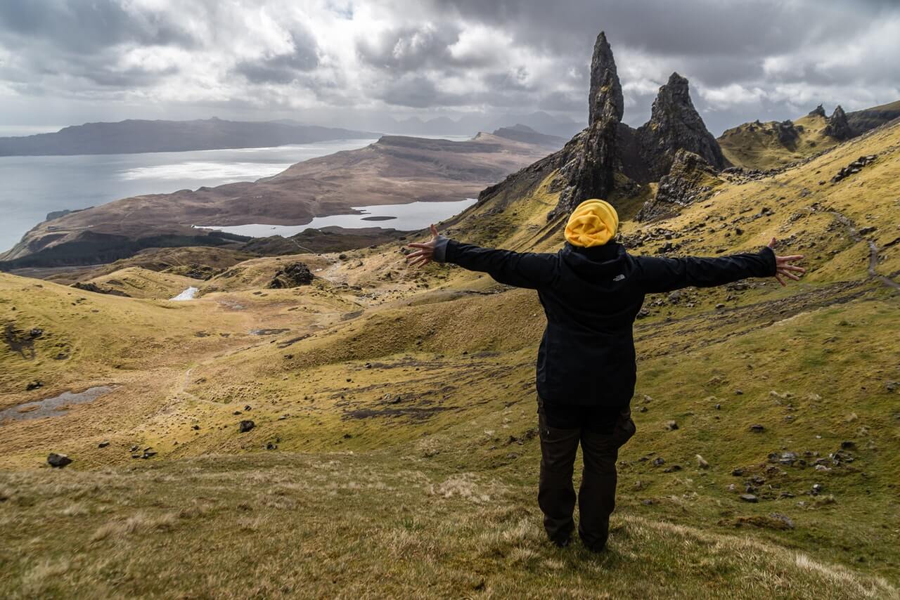 Viajera feliz en Escocia
