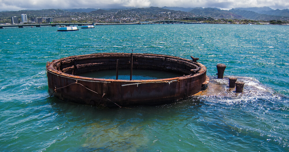 Restos del buque Arizona