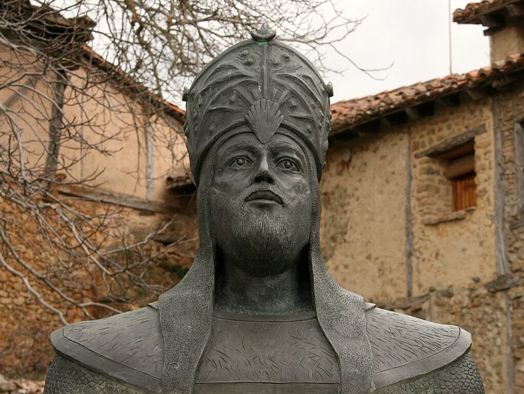 Busto de Almanzor en Calatañazor