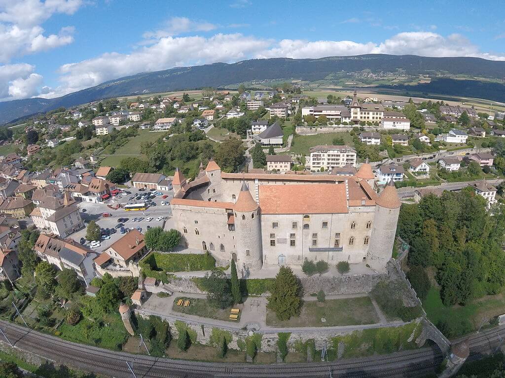 Visitamos el castillo de Grandson en Suiza
