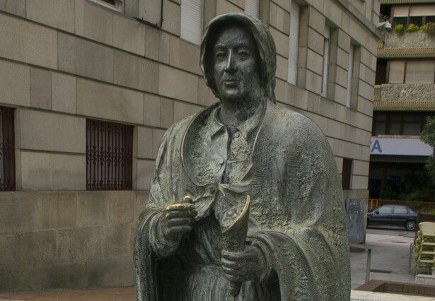 Detalle de la escultura