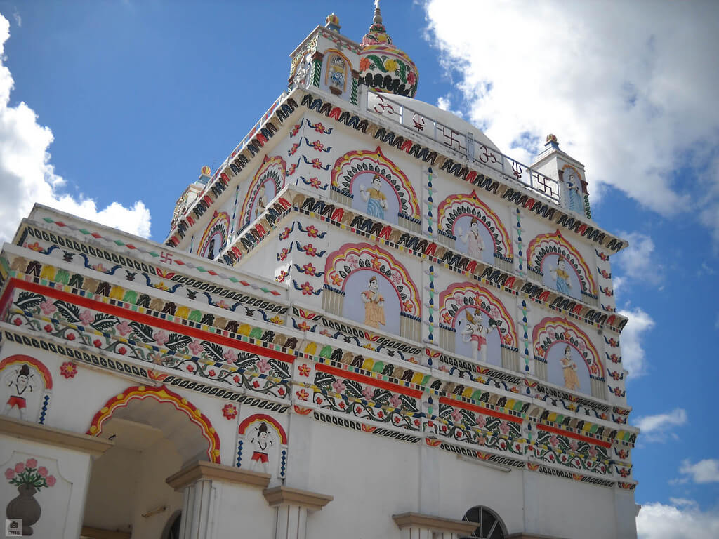Detalle decorativo del templo