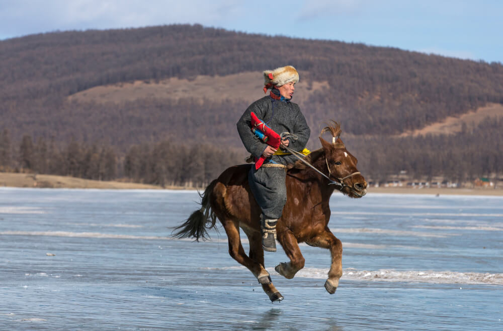 Jinete en el lago Khosvsgol