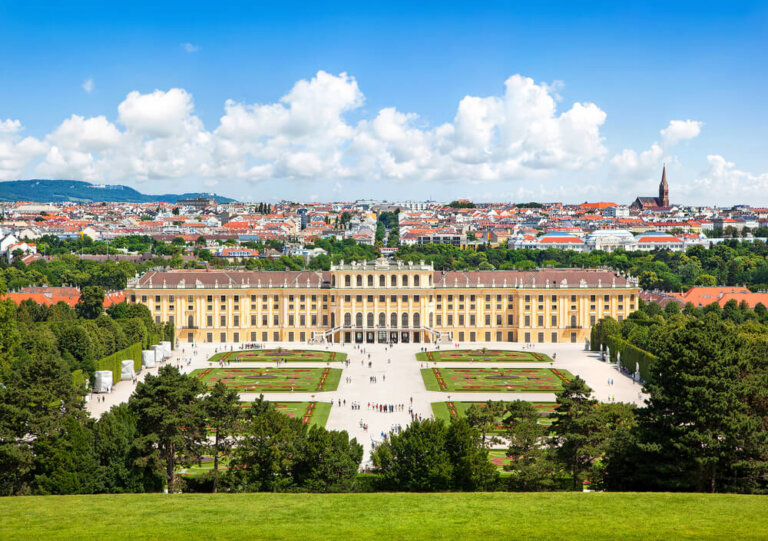 El palacio de Schönbrunn en Viena, conoce su historia