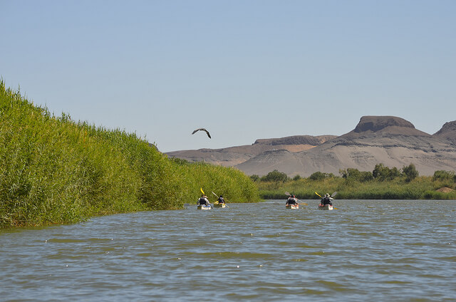 Piraguas en el río Orange