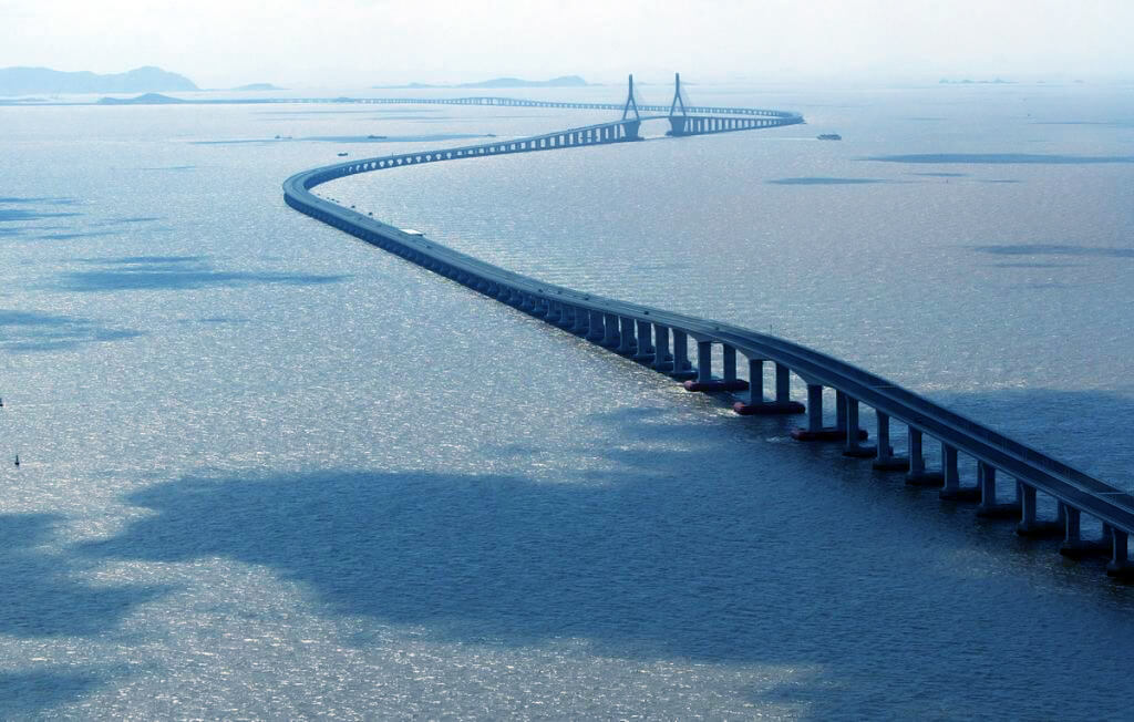 Puente de la Bahía en Hangzhou