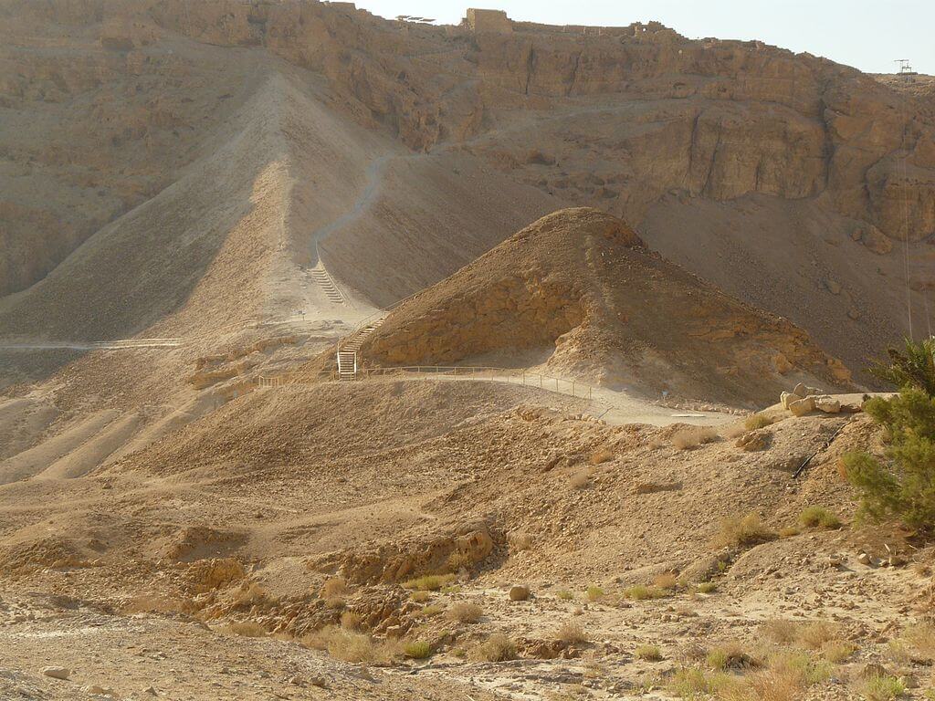 Rampa romana de acceso a Masada