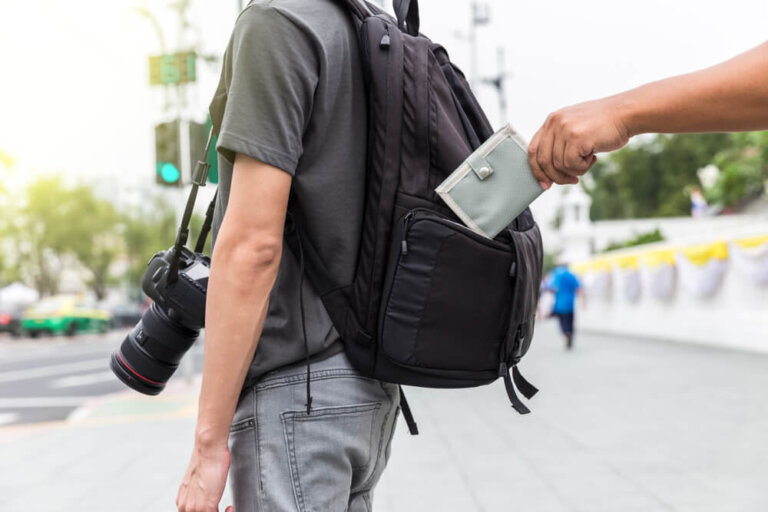 7 consejos para evitar que te roben durante un viaje
