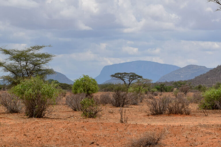 Una caminata por el monte Ololokwe, en Kenia