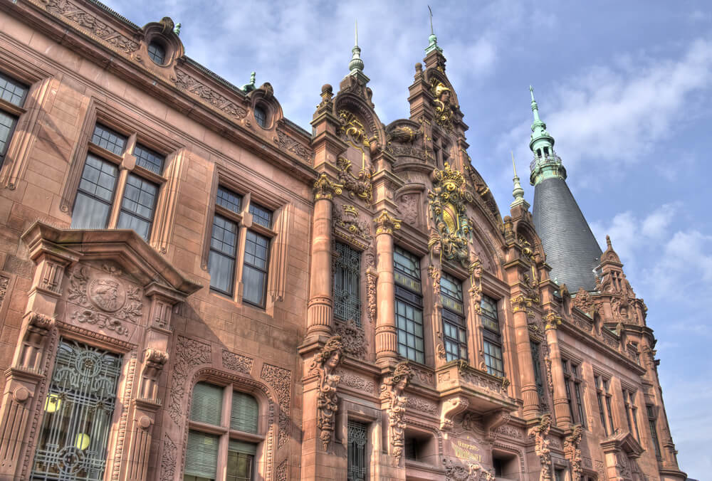 Fachada de la biblioteca de la Universidad de Heidelberg