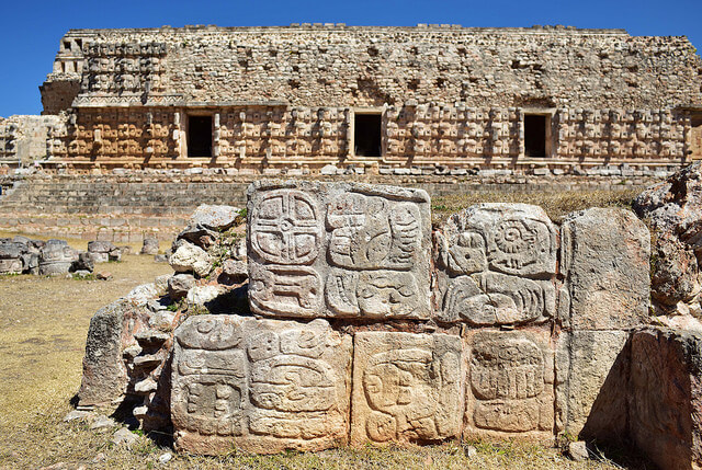 Vista de las ruinas de Kabah