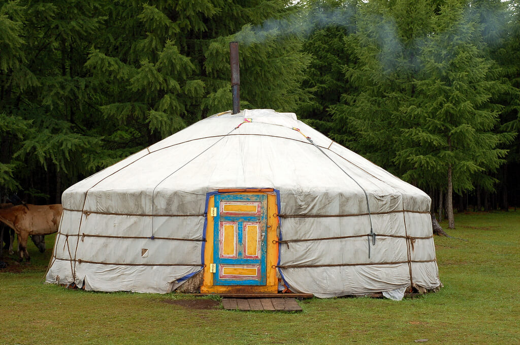 Yurta típica en el lado Khovsgol