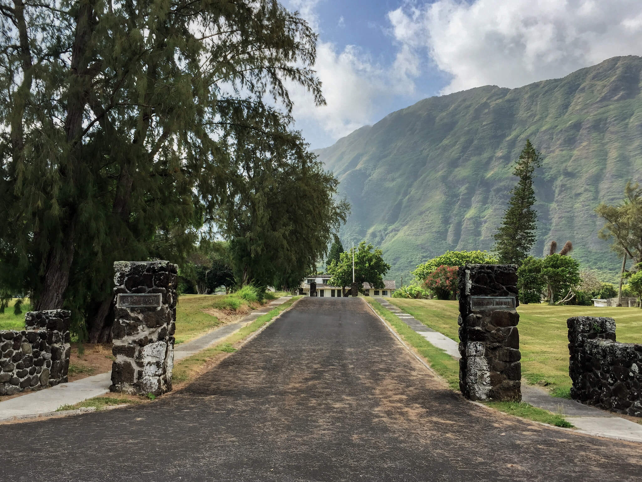 Entrada a la colonia de leprosos