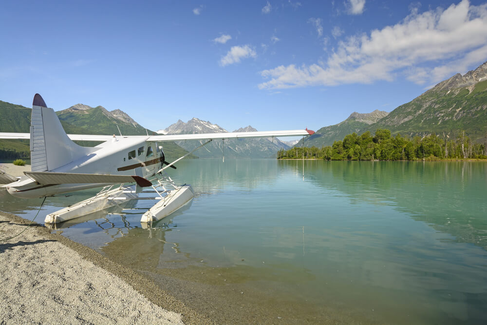 Avioneta en el Parque Nacional Lake Clark