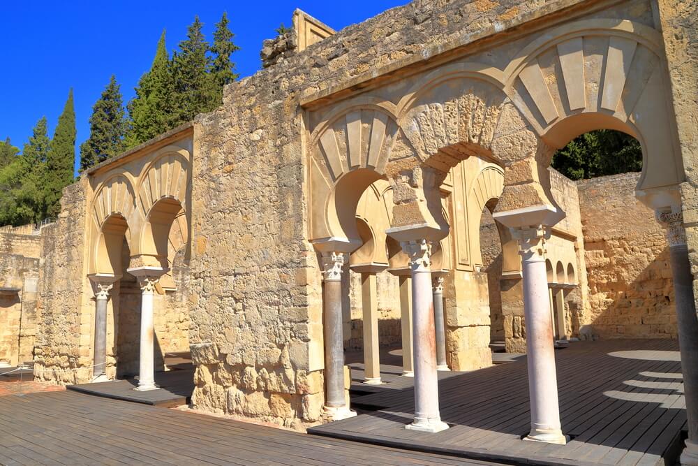 Edificio basilical superior en Medina Azahara
