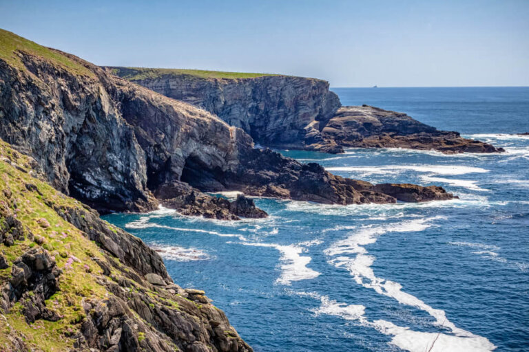 Cabo Mizen en Irlanda: donde el mar se encuentra con el cielo
