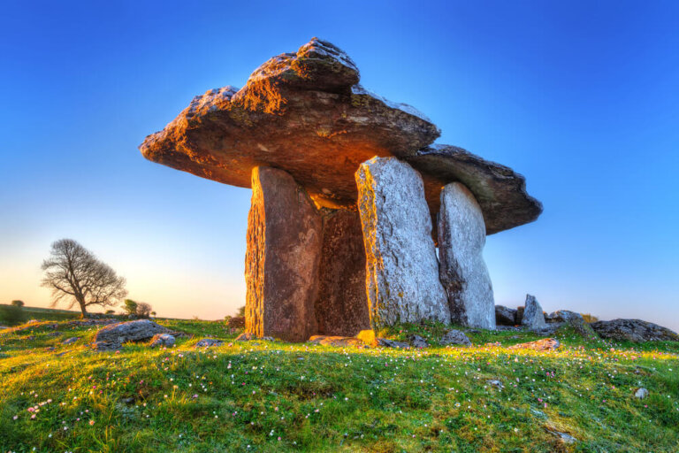 Dolmen de Poulnabrone: imprescindible en Irlanda