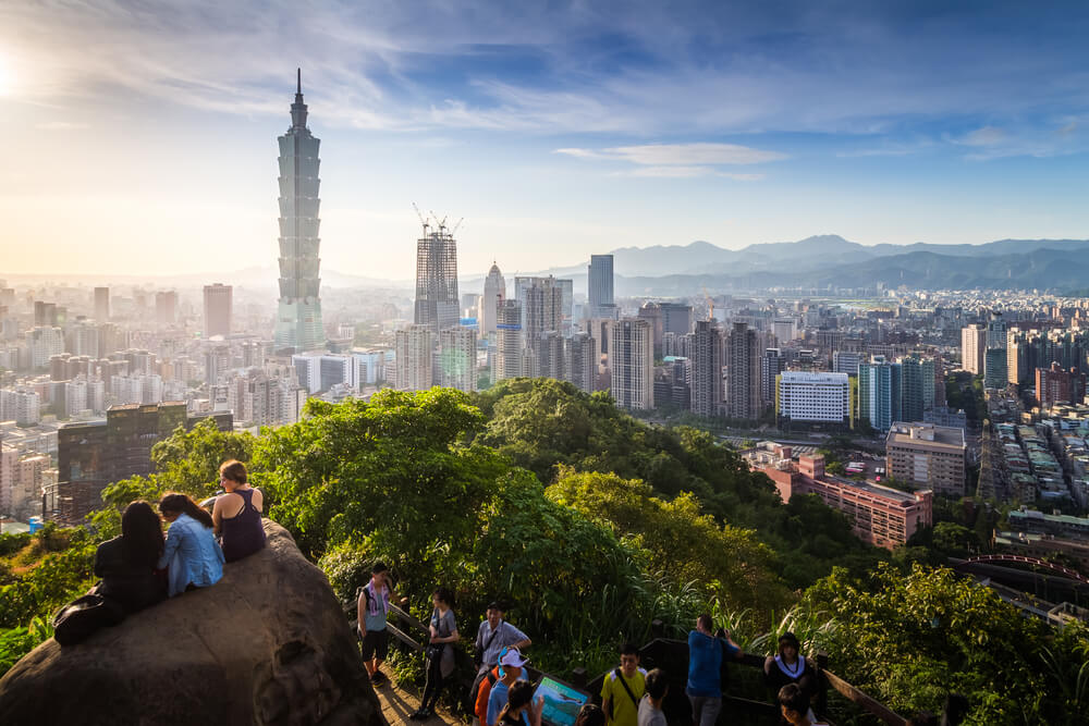 Vistas desde Elephan Mountain en Taipéi en Taiwán