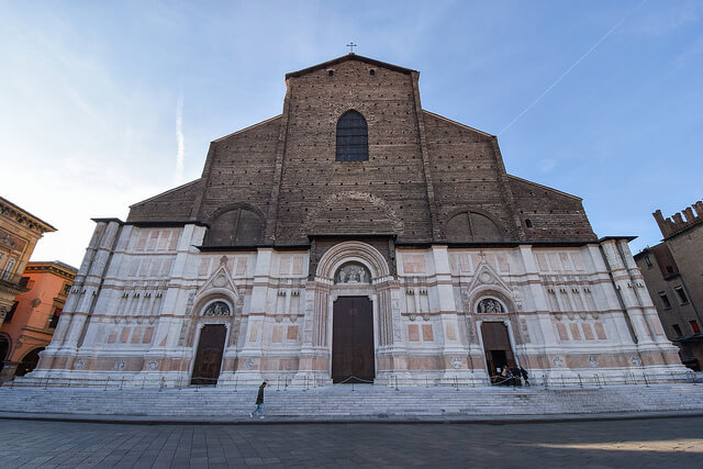 Fachada de la Basílica de San Petronio