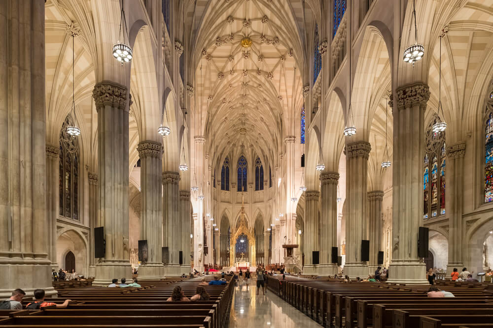 Interior de la catedral de San Patricio de Nueva York