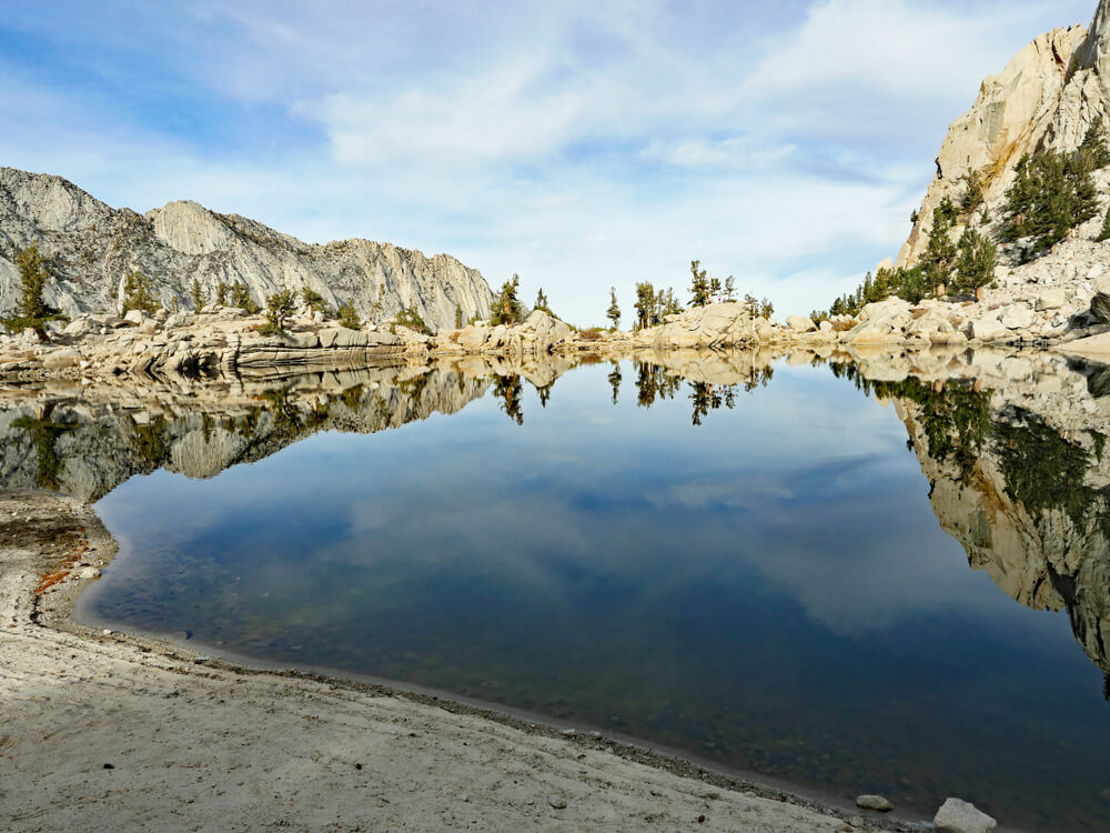 El lago Lone Pine en California, un buen lugar para refrescarse
