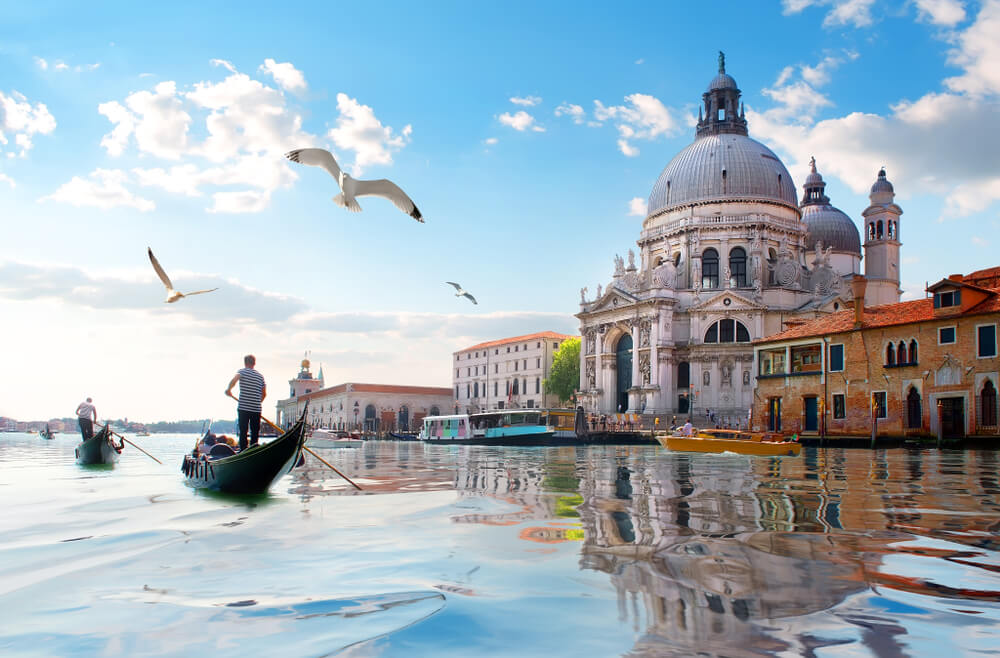 Vista de Santa Maria della Salute en Venecia