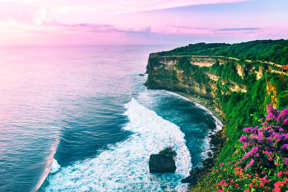 Vista de los acantilados de Uluwatu